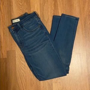 9” High Rise Madewell Skinny Jeans sz 29